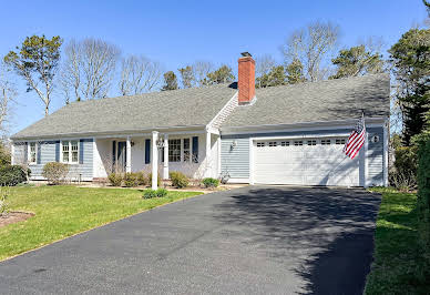 House with garden 2