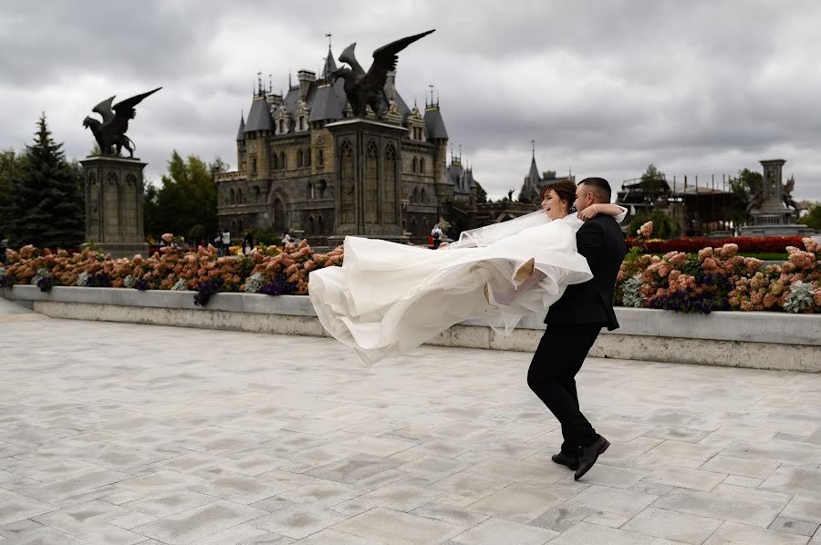 Fotógrafo de casamento Vadim Mironov (mvlphoto). Foto de 24 de fevereiro 2022