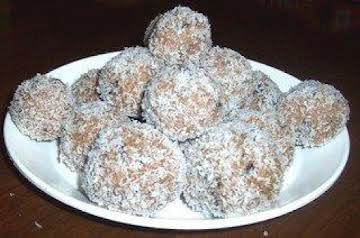 HONEY RUM BALLS (sallye)