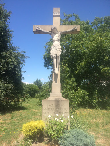 Kreuz am Ortseingang Unzhurst