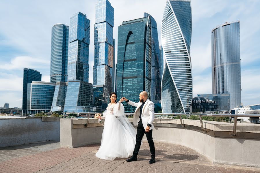 Fotografo di matrimoni Anastasiya Lebedikova (lebedik). Foto del 22 agosto 2022