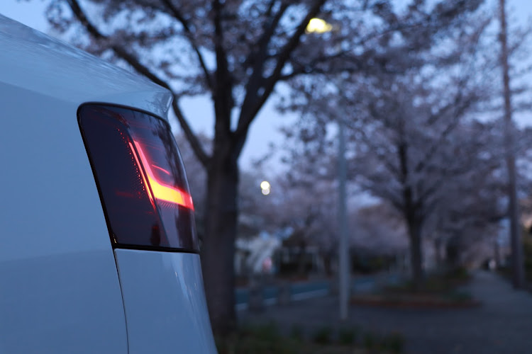 A5 スポーツバックのドライブ・桜・桜と愛車・アウディに関するカスタム事例の投稿画像15枚目