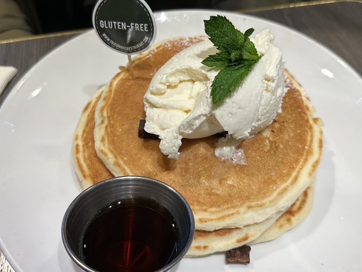 Chocolate chip pancakes with gluten free tags.