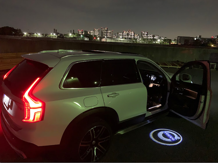 XC90のボルボ XC90・神戸ポートタワー・suv好きと繋がりたい・スエーデンに関するカスタム事例の投稿画像7枚目