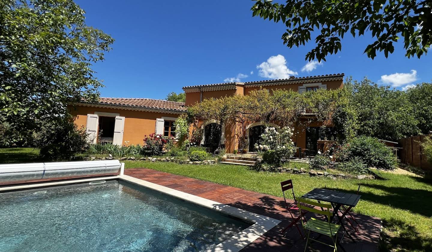 Villa avec piscine et terrasse Mirabel-aux-Baronnies
