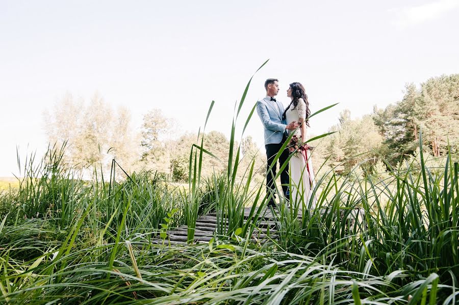 Wedding photographer Aleksandr Shishkin (just-painter). Photo of 5 October 2016