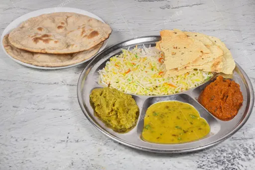 Chicken Thali [online]