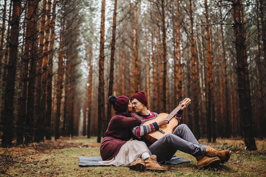 Vestuvių fotografas Yuliya Esina (esinaphoto). Nuotrauka 2018 rugsėjo 19