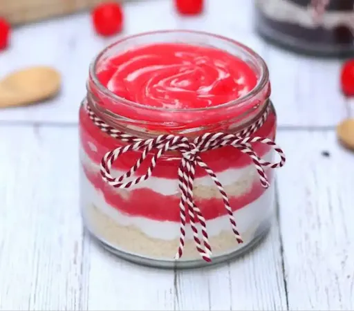 Strawberry Cake In Jar