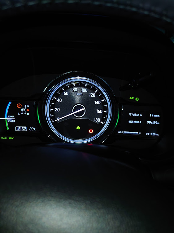 グレイスのロジプレイスD川越・自宅の駐車場に関するカスタム事例の投稿画像9枚目