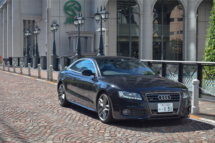 りょーだぶさんが投稿した試乗記・Audi・A5・S-line・quattroに関するカスタム事例の投稿画像3枚目