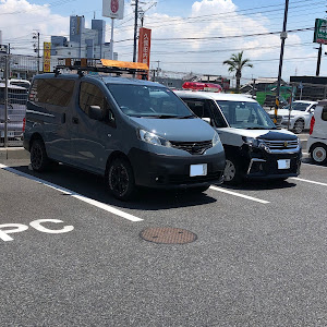 NV200バネット