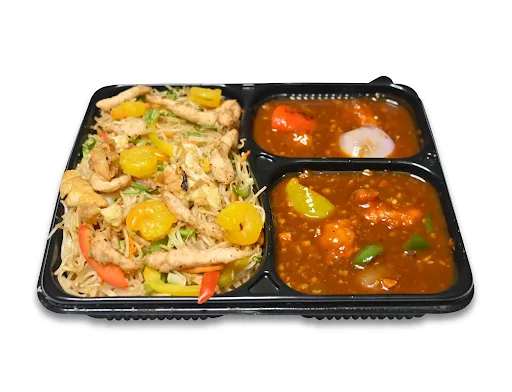 Mixed Noodles With Chilli Chicken Combo