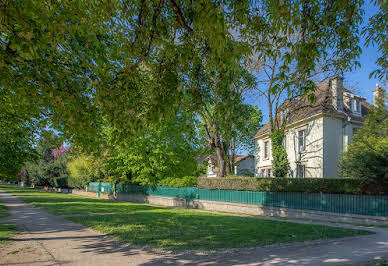 Maison avec jardin 3