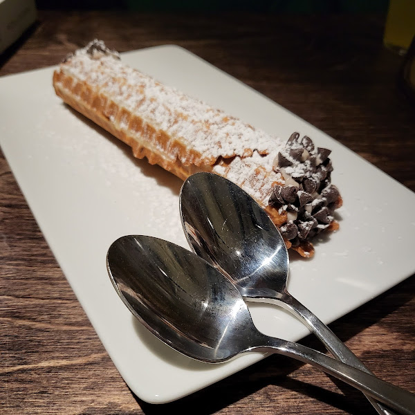 GF cannoli for dessert!