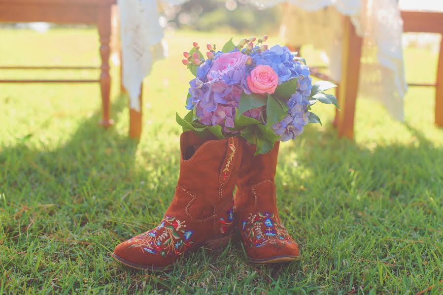 Fotógrafo de casamento Nadezda Mamontova (mesmerizephoto). Foto de 17 de março 2016