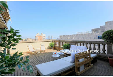 Apartment with terrace 15