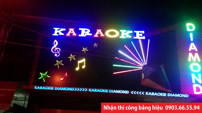 phòng karaoke đèn led giá rẻ 161