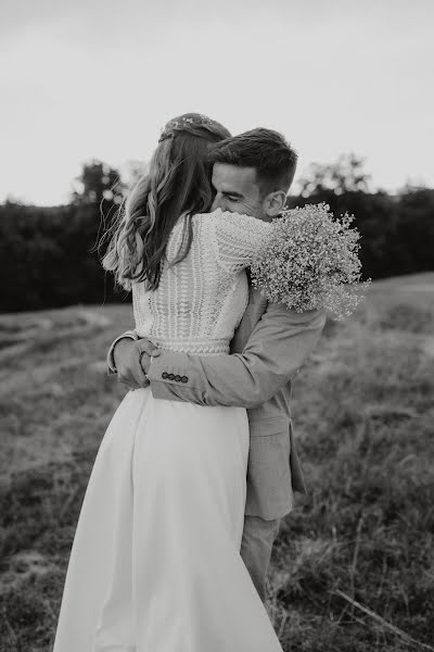 Fotógrafo de casamento Nikolett Sebestyén (nexiartphoto). Foto de 21 de julho 2022