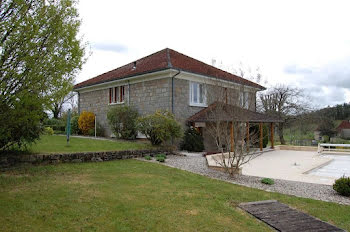 maison à Marcillac-la-Croze (19)