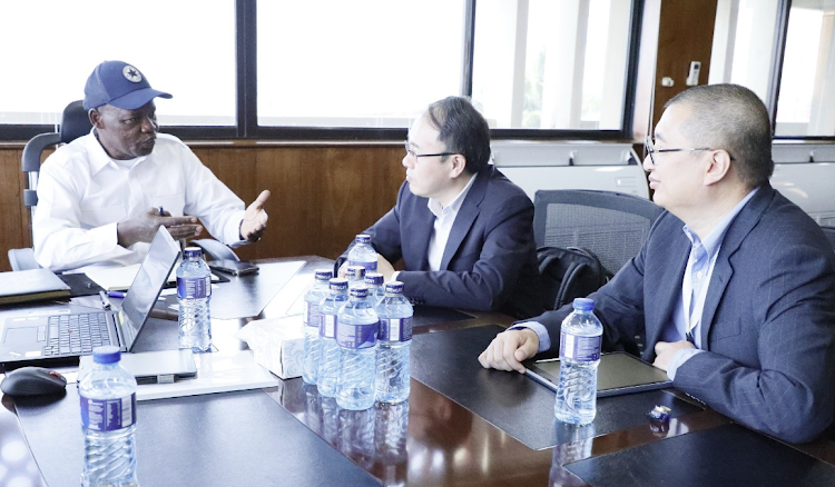 KPA managing director William Ruto engages COSCO Shipping Line deputy General Manager for global investment, Frances Tan, during a recent meeting at the Port of Mombasa/KPA/X