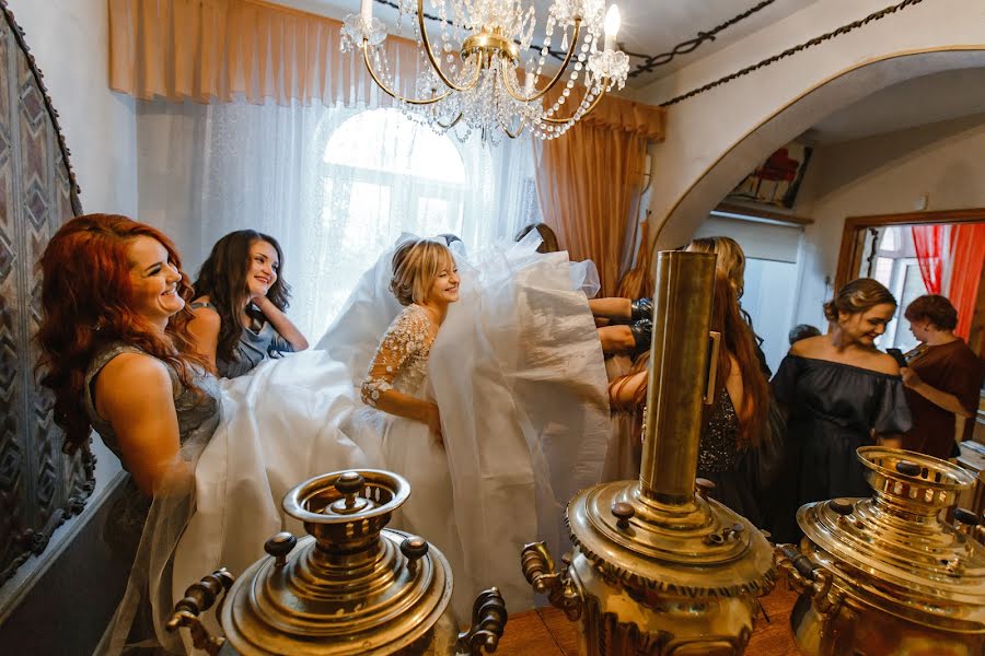 Wedding photographer Angelina Babeeva (fotoangel). Photo of 6 November 2018