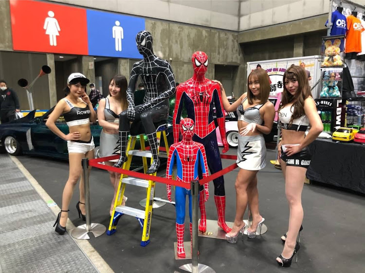 86のオートトレンド名古屋・洗車・キャンギャル・OEPに関するカスタム事例の投稿画像5枚目