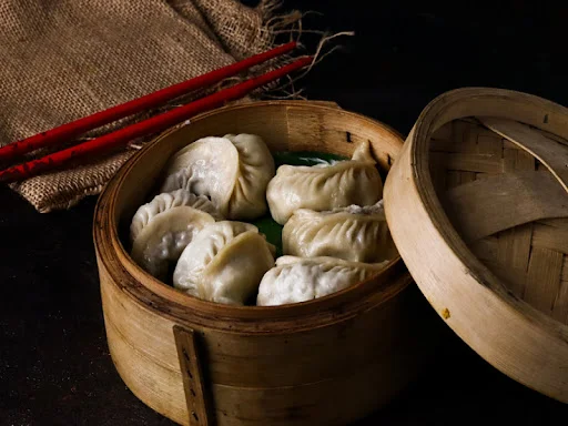 Chicken Steamed Momos [6 Pieces]