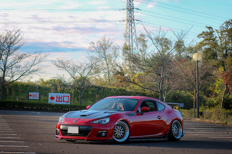 BRZの愛車撮影・朝日を浴びて✨に関するカスタム事例の投稿画像1枚目