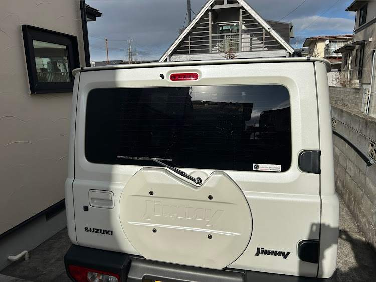 ジムニーのLEDナンバー移動キット・工藤自動車に関するカスタム事例の投稿画像2枚目