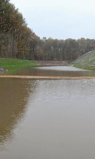 Invisible Pedestrian Bridge