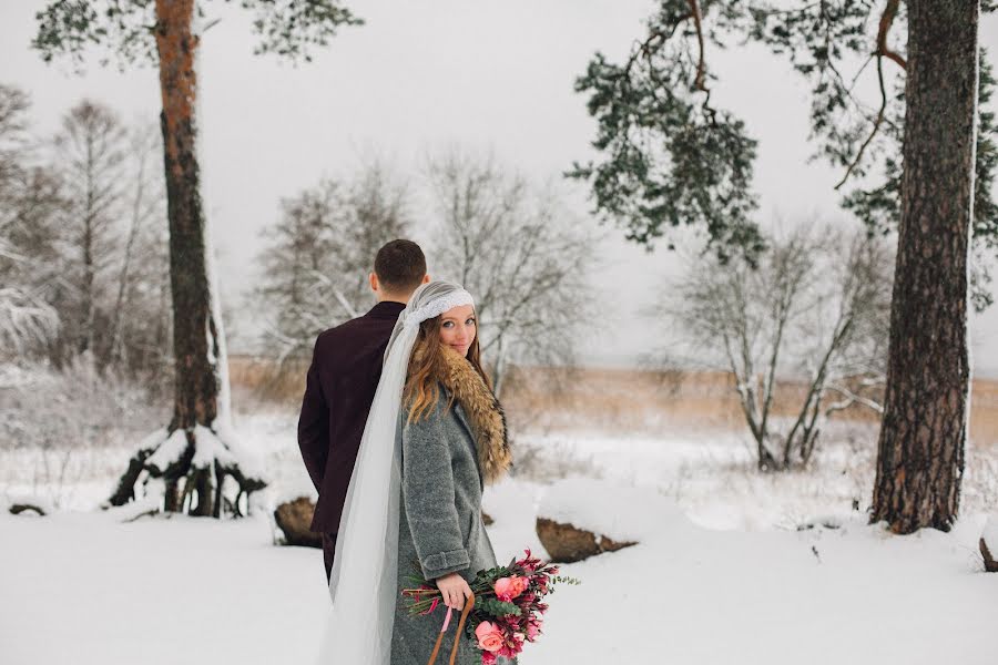 Fotógrafo de bodas Anna Ionova (annabell). Foto del 16 de enero 2019