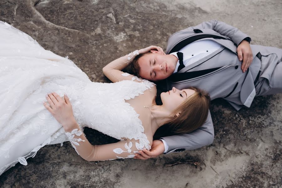 Fotógrafo de casamento Yura Yarema (jurajarema). Foto de 14 de janeiro 2020