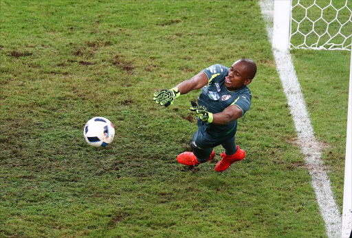 Thela Ngobeni saves a penalty during the Telkom Knockout Quarter Final match between Kaizer Chiefs and Free State Stars at Moses Mabhida Stadium on November 06, 2016 in Durban, South Africa. (Photo by Anesh Debiky/Gallo Images)