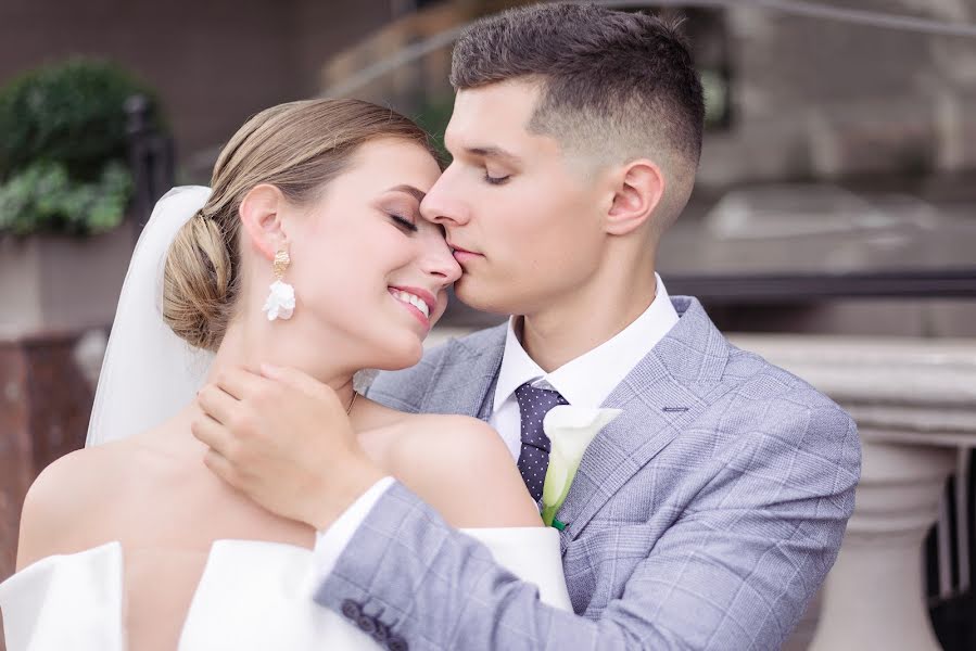 Fotógrafo de casamento Rita Pirogova (ritapirahova). Foto de 16 de dezembro 2019