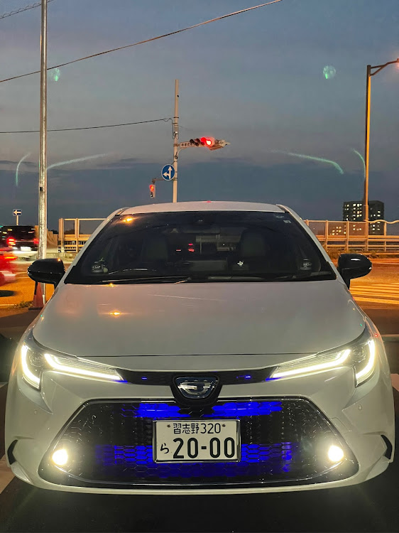 カローラツーリングのカローラツーリング・グリルイルミ・LEDイルミネーションに関するカスタム事例の投稿画像2枚目