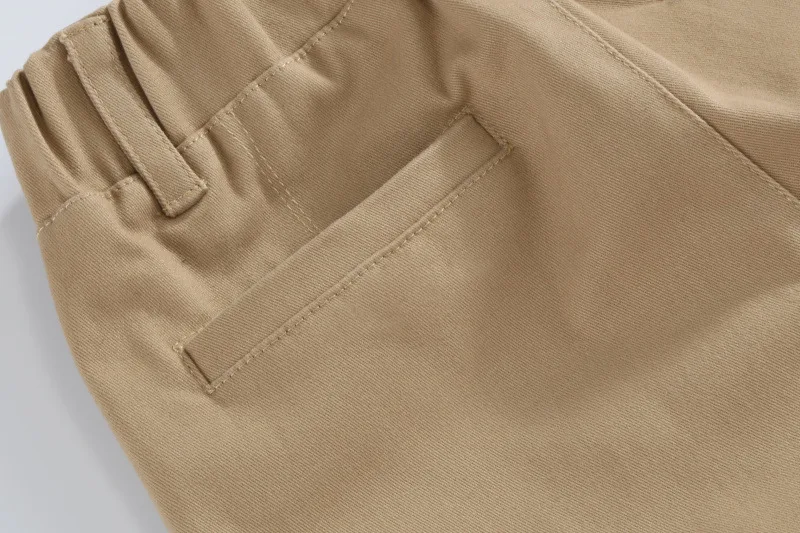 Jongens casual katoenen broeken, comfortabel en duurzaam voor dagelijks gebruik en buitenspelen. De ideale keuze voor actieve jongens.