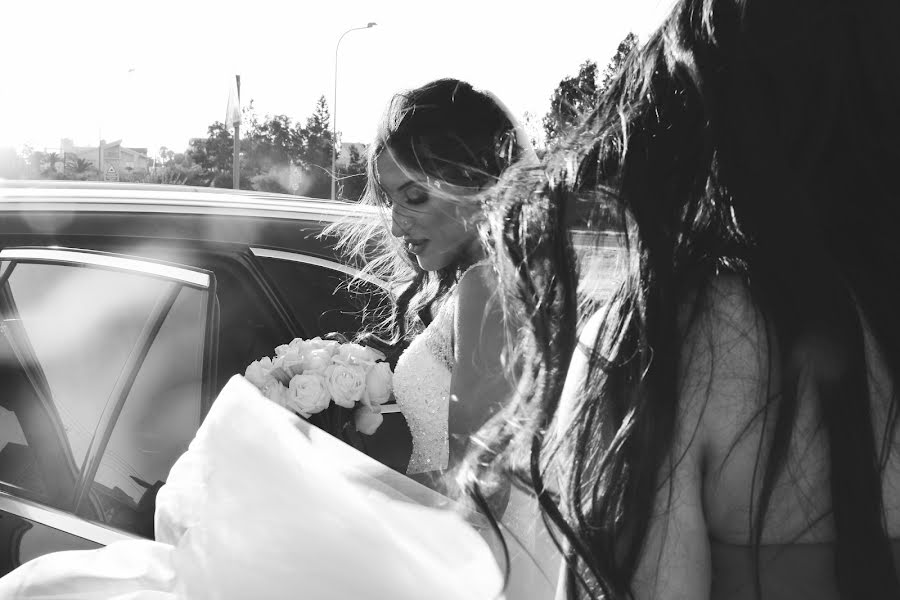 Wedding photographer Constantia Katsari (constantia). Photo of 10 June 2020