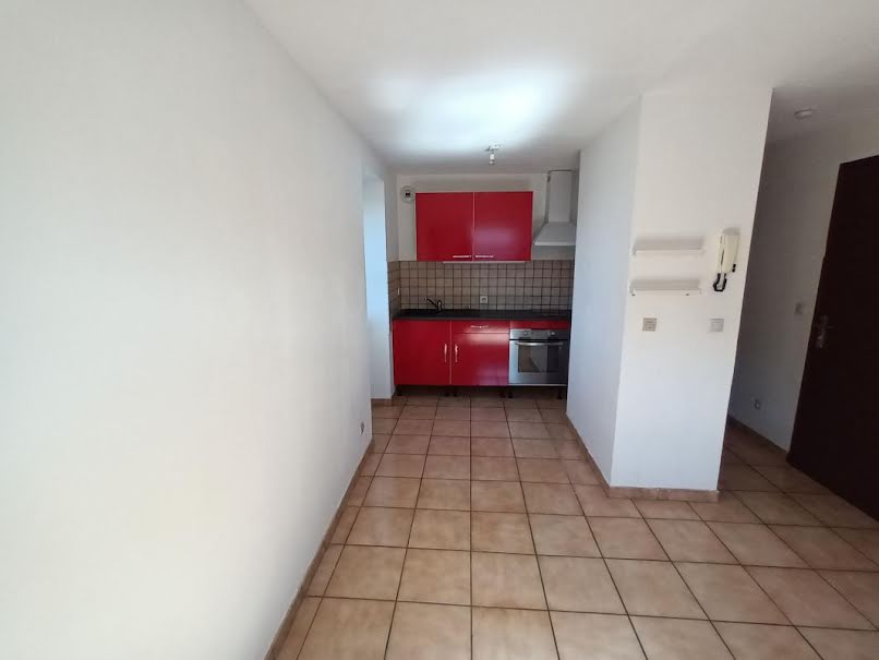 Location  appartement 2 pièces 42 m² à Culmont (52600), 330 €