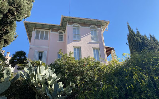 Property with pool 2