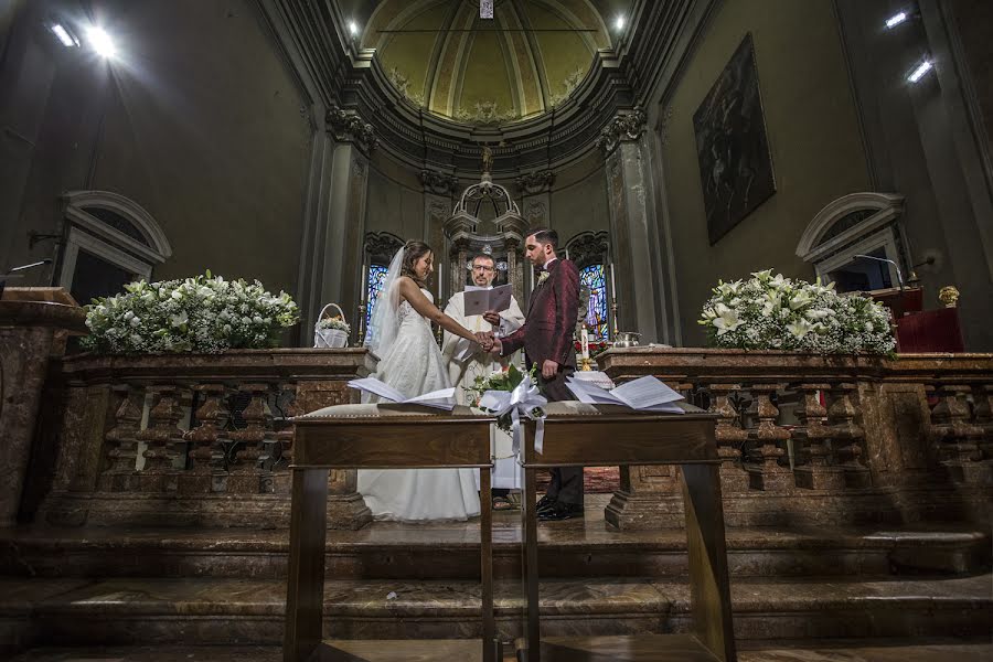 Fotografo di matrimoni Daniele Faverzani (faverzani). Foto del 21 dicembre 2019