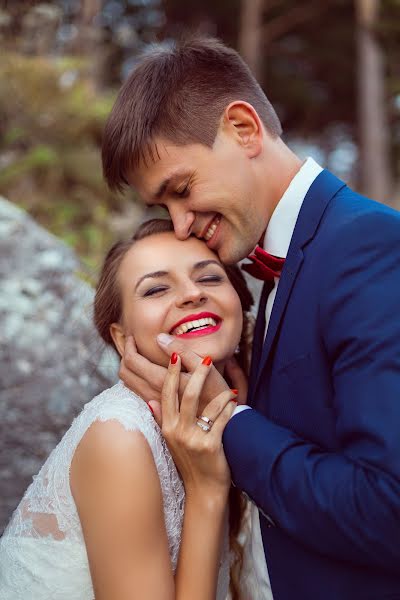 Wedding photographer Natasha Dyachkova (cockroach). Photo of 3 January 2015