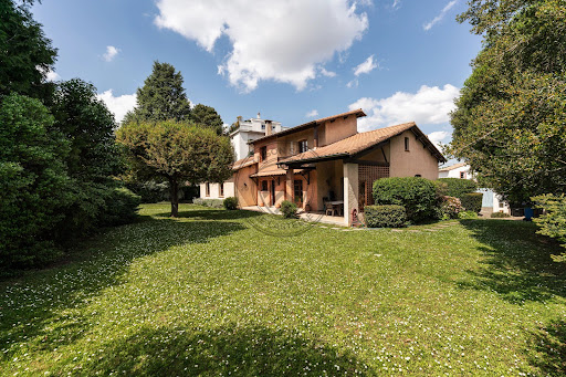 House 3