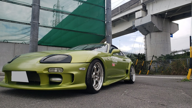 スープラのトヨタ男子・スープラのある暮らし・車で繋がる仲間たち🎵・スープラと一緒に🚗車好き増やそう🚗・愛犬乗せてデートへGO🚗💨に関するカスタム事例の投稿画像3枚目