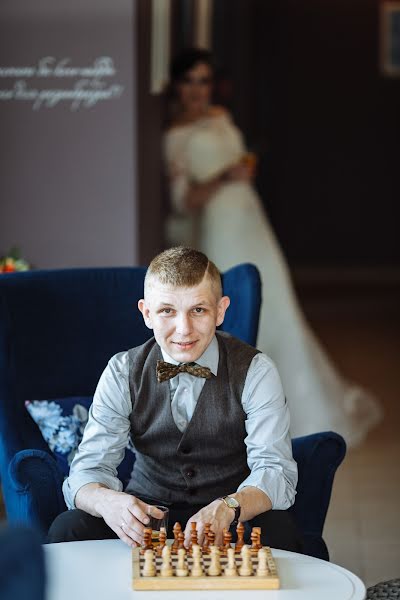 婚礼摄影师Oleg Sverchkov（sverchkovoleg）。2017 12月31日的照片