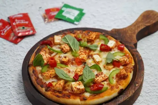 Paneer Makhani Pizza