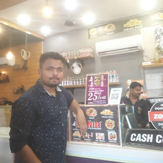 Ankit Kumar at Cafe Street, Netaji Subhash Place,  photos