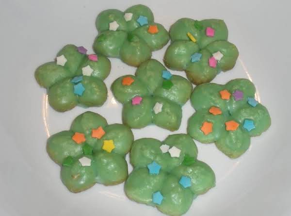 Pistachio Spritz Cookies (almond flour)_image