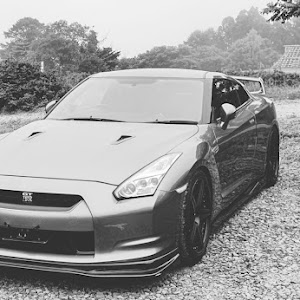 NISSAN GT-R R35