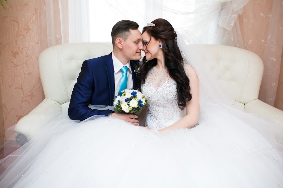 Wedding photographer Gosha Nuraliev (lider). Photo of 1 April 2015